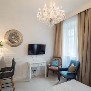 Apartment Więzienna, Breslau